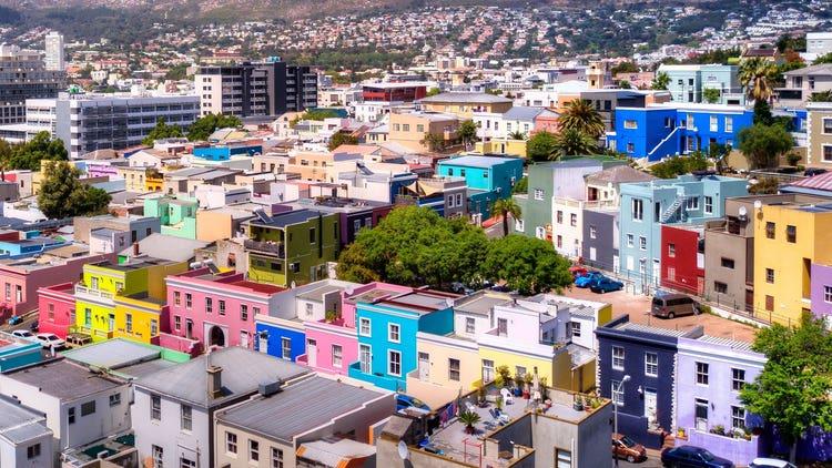 Immigrants Punch Above Their Weight in South Africa’s Economy, Study Finds