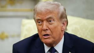 Trump Administration Weighs US$100,000 Fee for Foreign Graduates Seeking U.S. Jobs